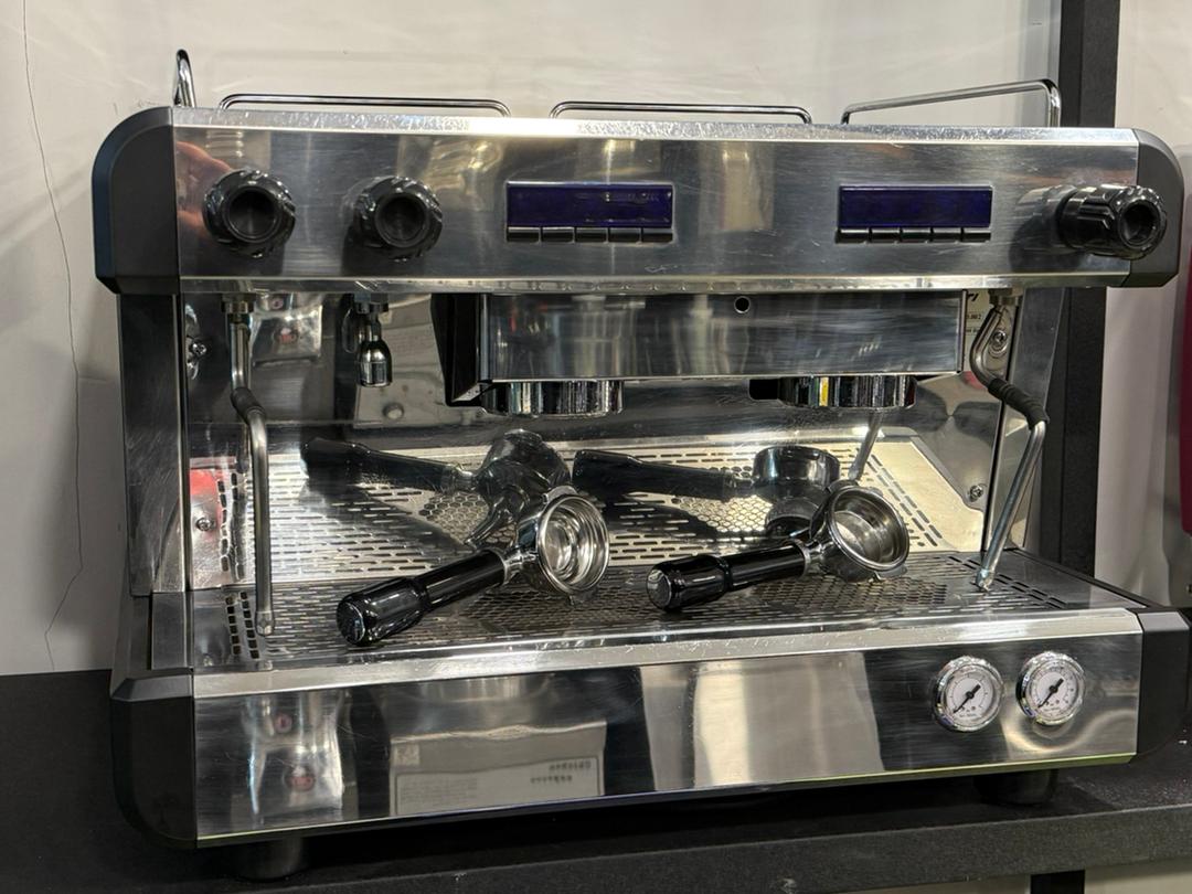 اسپرسو ساز کنتی دو گروپ مدل cc100